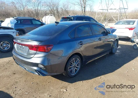 2022 Kia Forte Gt-Line z USA, uszkodzony, nr VIN 3KPF54AD3NE480537